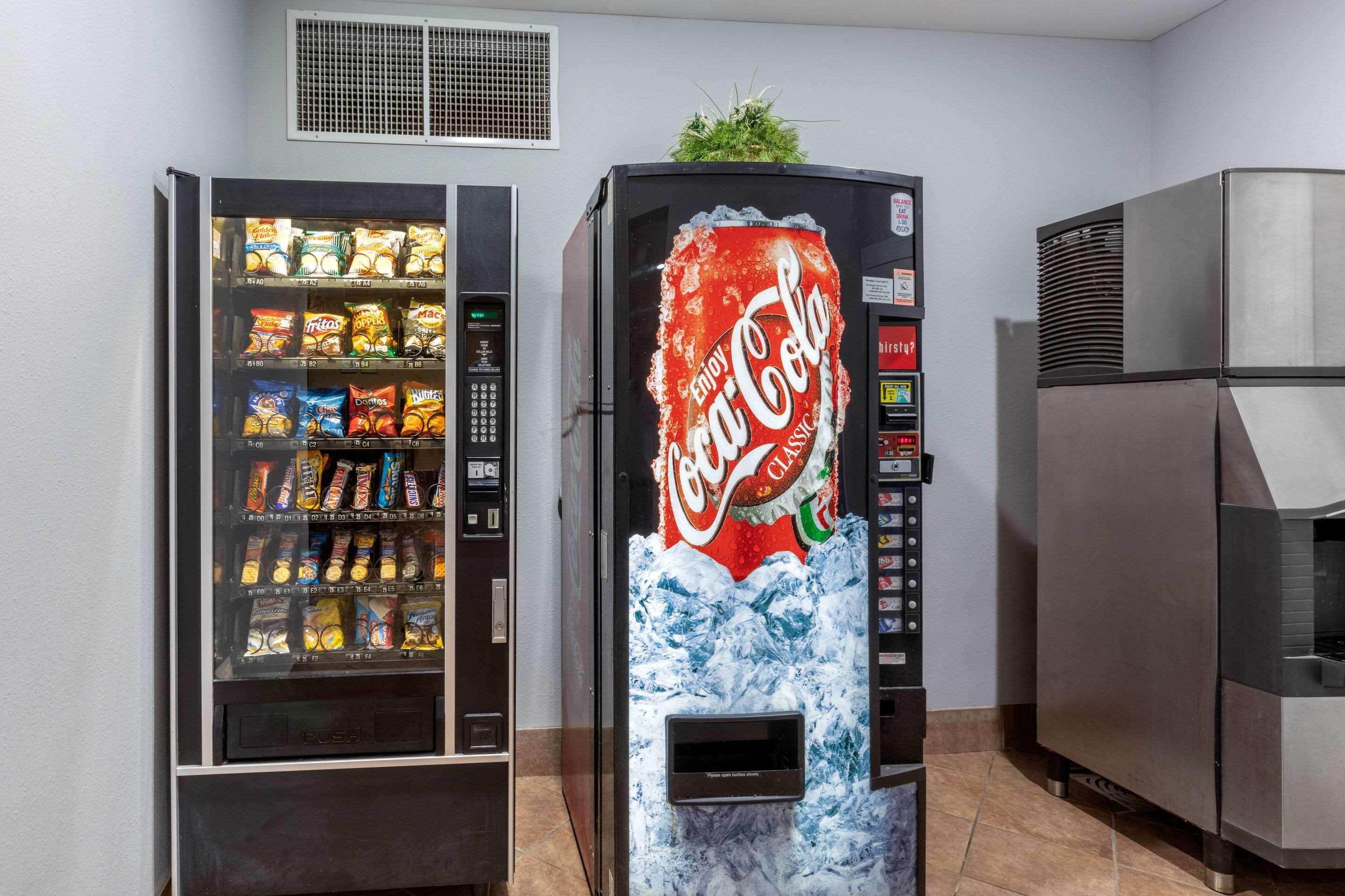 Quality Inn & Suites Demopolis Экстерьер фото